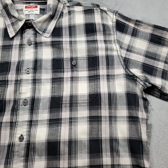 Wrangler Long Sleeve Button Up Flannel Plaid Shirt Black White Men Sz XL - Picture 4 of 9